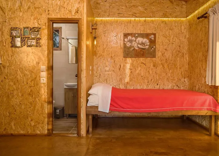 Domek alpejski River Treehouse Laganas
